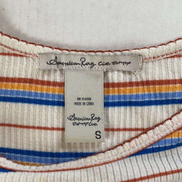 American Rag Crop Tee 💛 - Picture 5 of 5